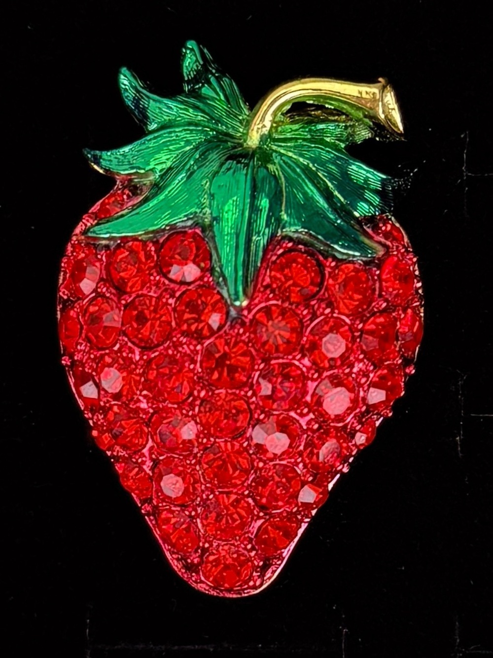 Red Crystal Strawberry Brooch with Green Leaves